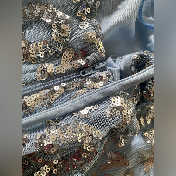 Blue sparkle Windsor prom dress - Picture 4 of 7